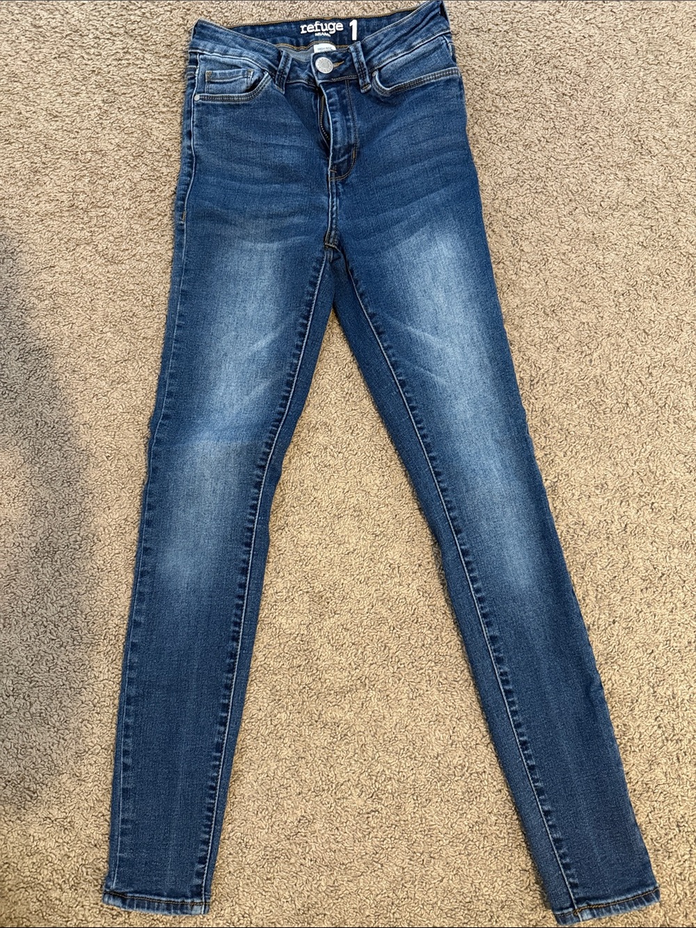 refuge Skinny Jeans in Blue Wash